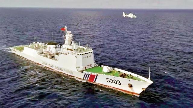 菲律宾接连骚扰黄岩岛，解放军不再容忍划下禁区，硬闯或被击沉