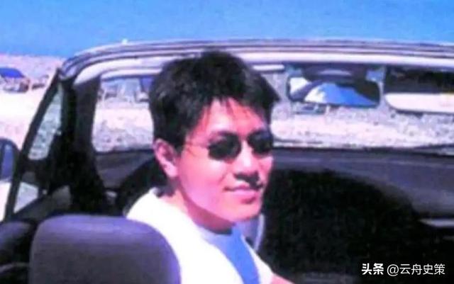 父亲是前外交部部长，妻子是阎维文女儿，他却拒绝父辈光环靠自己