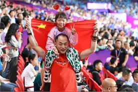 杭州亚运赛场DJ“整活”成亮点图片