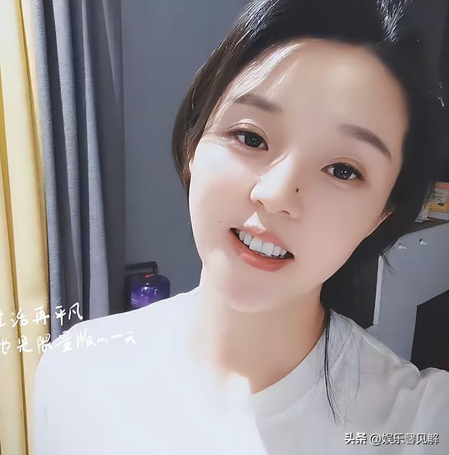 女兵领队王媛回家！老公合影照曝光，又美又飒，生了3娃仍像少女