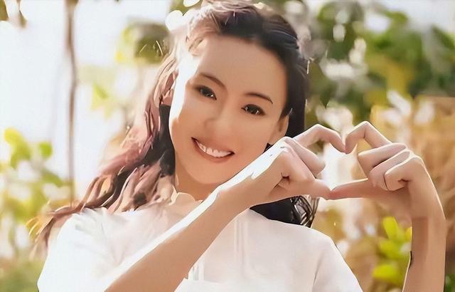 张柏芝自述立遗嘱，遗照和寿衣由她亲手挑选，已准备好随时离世