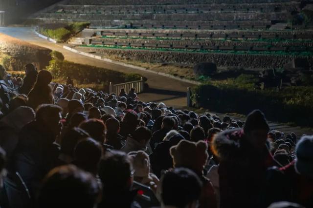 赴约吗？印象大红袍的精彩，今夜依旧