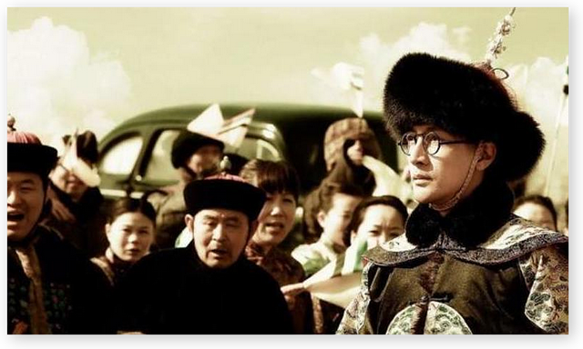末代皇帝：溥仪回到故宫时买了票，发现了自己藏在椅子底下的宝贝