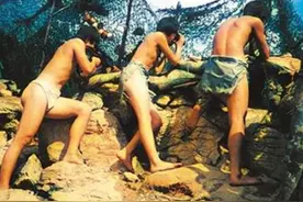 老山猫耳洞传奇：连长当众脱裤，揭开猫耳洞“烂裆病”真相图片