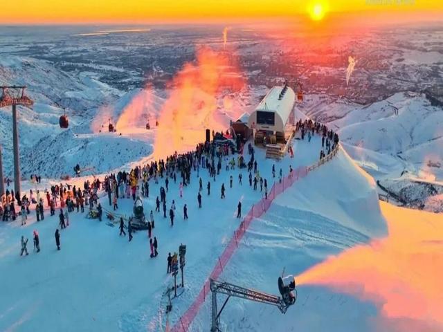 新疆八大滑雪场