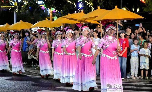 会理“川滇火把季 清凉会理游”共燃火把活动震撼来袭