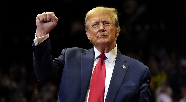 连退66群，美国不装了，掀桌子准备“单挑”？想换个法子收割全球