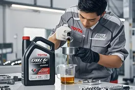 丰田车主必看！机油选错=发动机减寿，这份指南能省5万维修费！图片