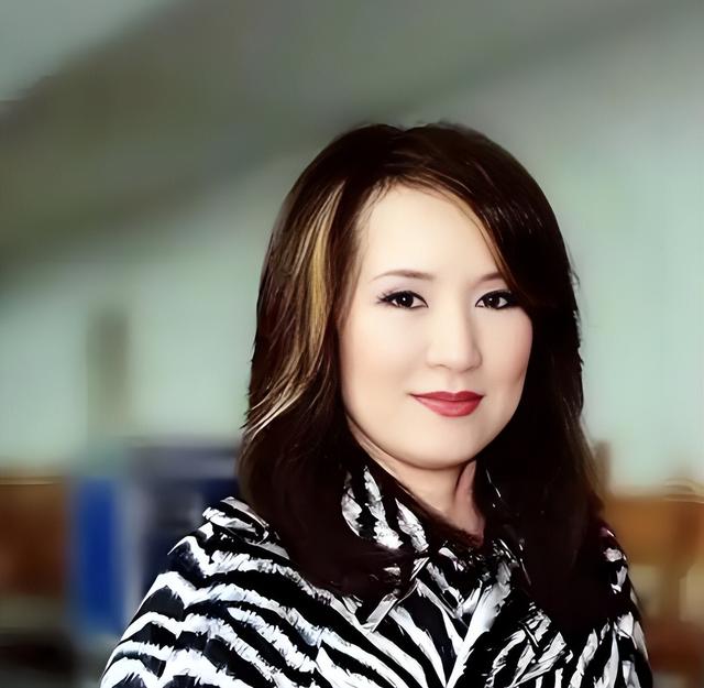 原来早已不是中国籍？事业巅峰远赴美国，被老外“玩腻”晚年回国