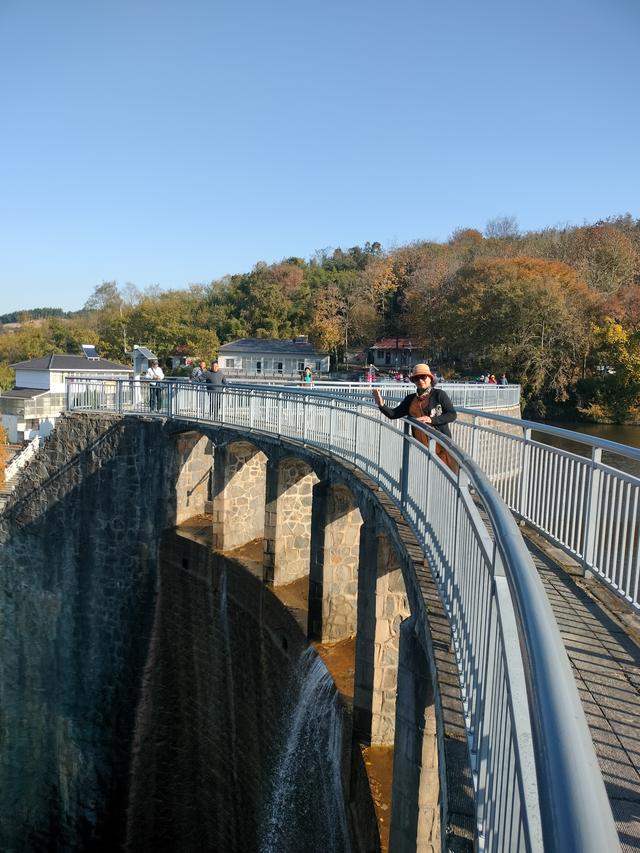 蜀山陶韵：古南街·陶二厂·石坝行记