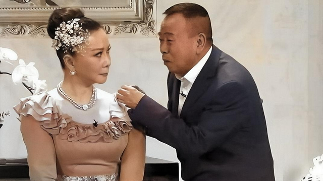 全家移民真相大白2年，享正师级待遇的潘长江，已走上另一条大道