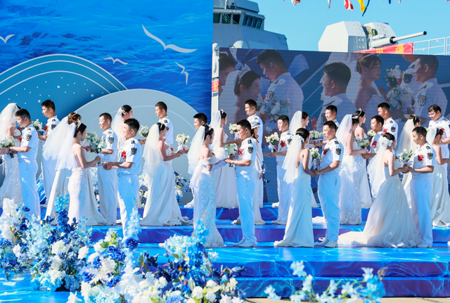 官宣喜讯：他们结婚了，全网祝福