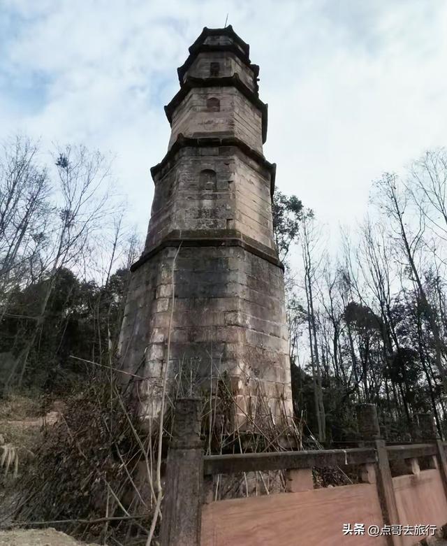 成都边陲小镇，被严重低估，古朴原始，每一个景点都让人惊叹！