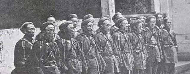 我国最后一个土匪，杀害叔叔，霸占婶婶，让解放军追踪了15 年！