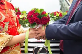 你怎么过结婚纪念日?图片