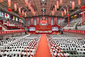 号角吹响 使命催征 | 海军工程大学隆重举行2024届学员毕业典礼图片