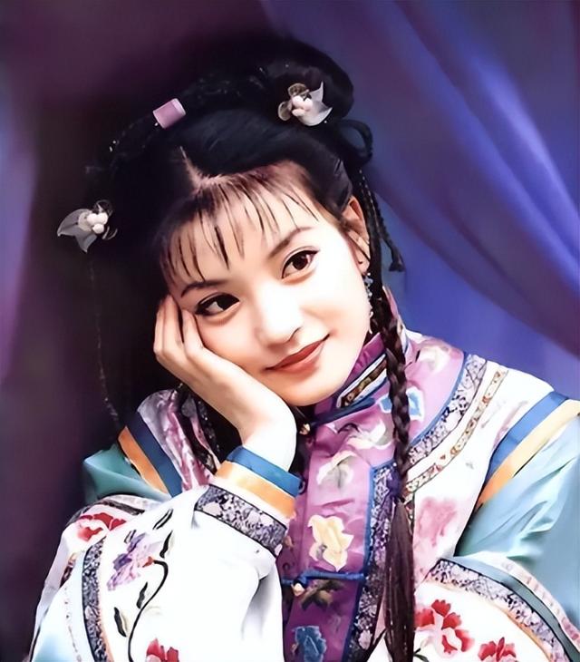 赵薇没想到，自己不止被圈内封杀，还有一件事，也让她面子挂不住