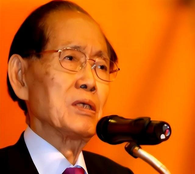 朝！鲜二号人物黄长烨叛逃，中国却出动1000名武警保护