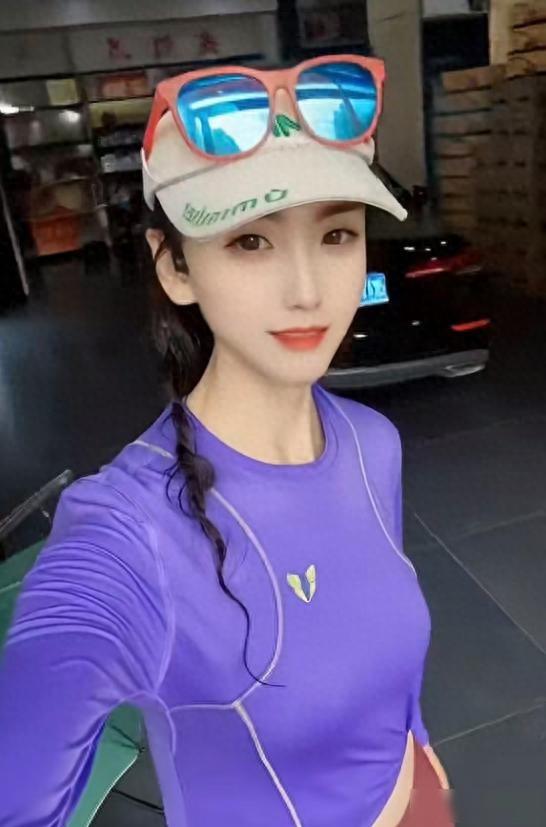 山东跑友张素梅车祸去世，月跑量300多公里，开奔驰，颜值身材好