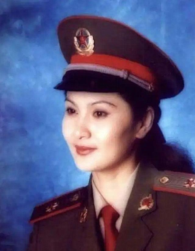 80年代家喻户晓的女演员，嫁给军委副主席儿子，离婚后混得如何？