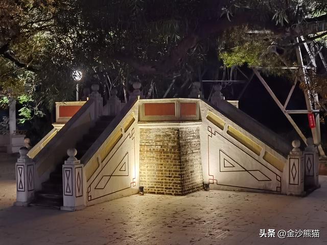 夜宿新会 登象山 抵广东大泽 10元双人早餐 双龙连续第三年千里骑行20