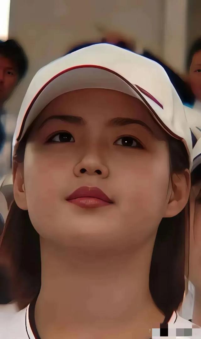 朝鲜第一夫人李雪主早期美图，让人感受到一种纯真与质朴