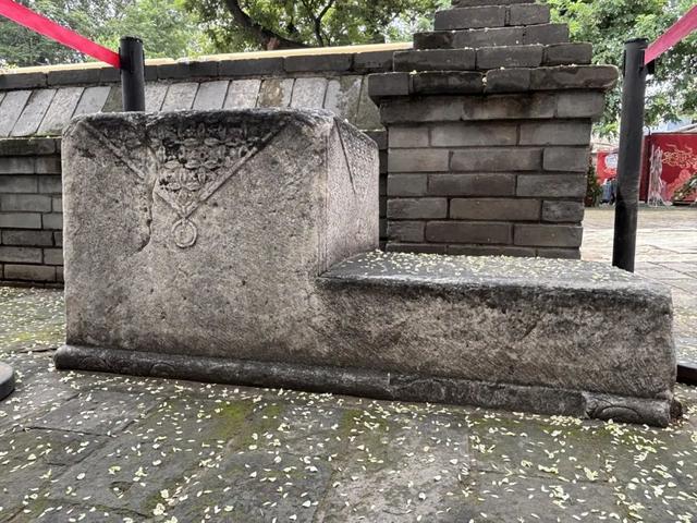 博物FUN | 在北京最神秘寺庙，遇见皇家工艺天花板