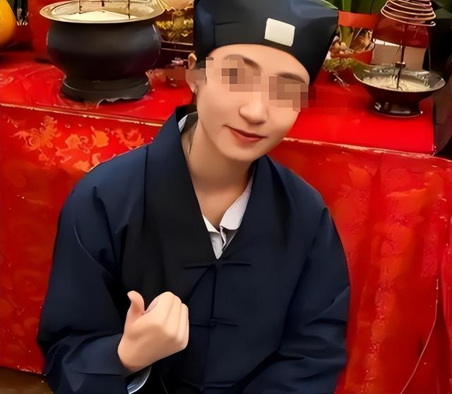 安徽美女道士胡千慧被捕：精通“胡媚术”，九名男徒弟揭露其罪行