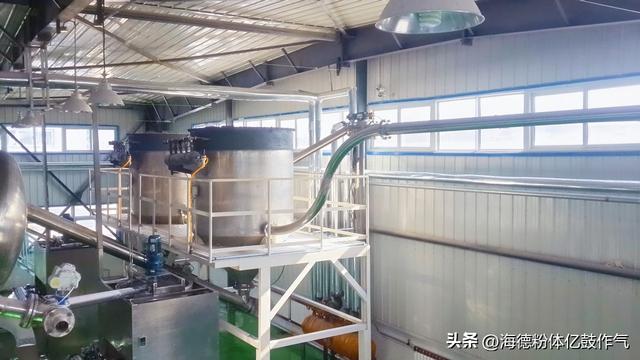 吨袋破包气力输送系统设备介绍
