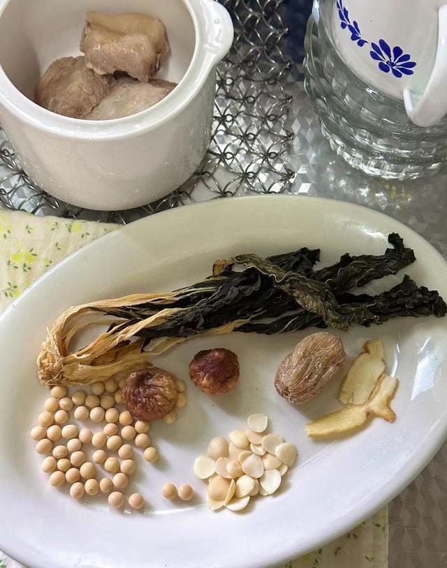 对肺特好的“4碗汤”，建议秋天要多吃，人人吃得起，别不懂吃