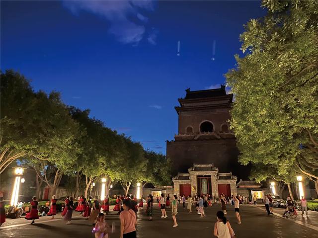 十月文学月 | “北京范儿”文学地标推荐,快来打卡文学中的北京!