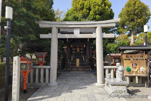 日本京都：走进八坂神社