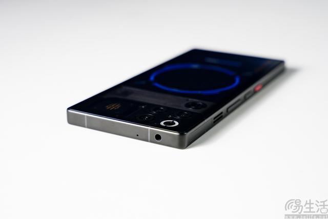 风水双冷、性能新巅峰：红魔游戏手机11 PRO+专项测试
