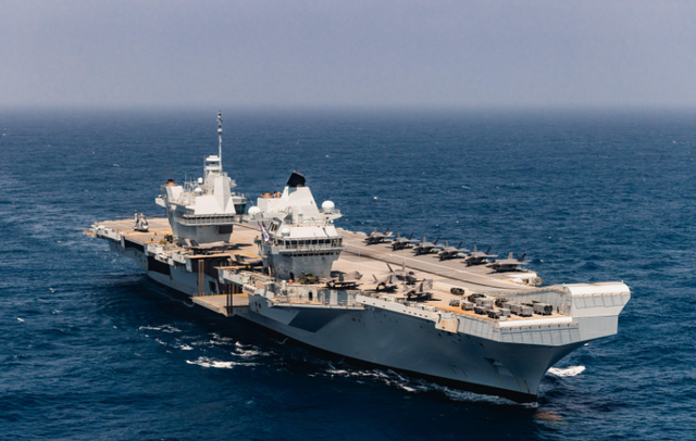 又让张召忠说中了？东拼西凑800亿建的双航母，如今彻底成为累赘​