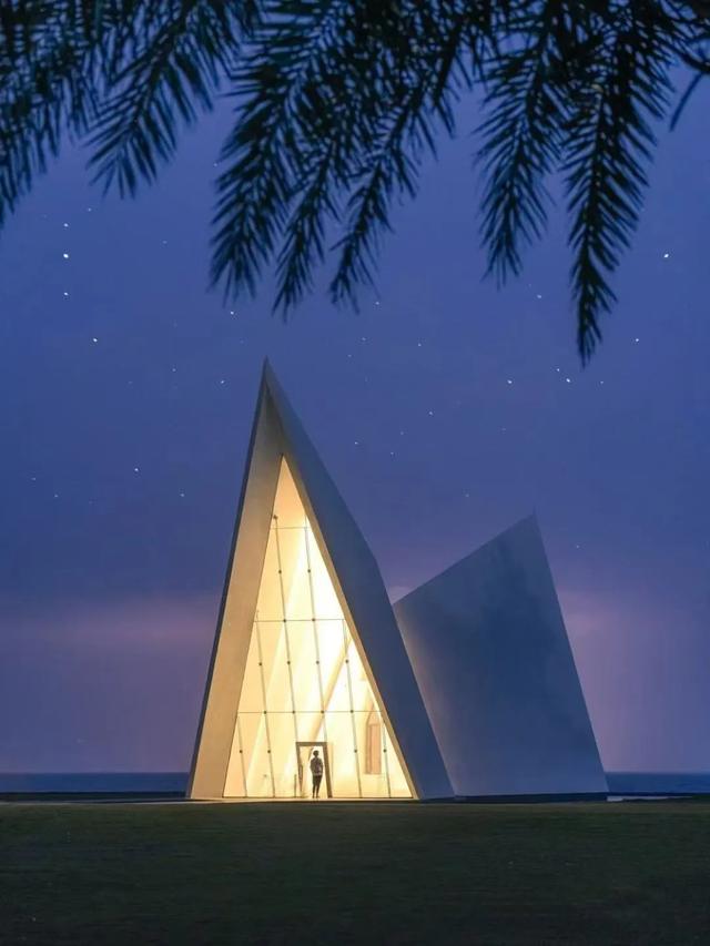 夯爆了！万宁7条春节旅游线路，喊您穿短袖过大年！