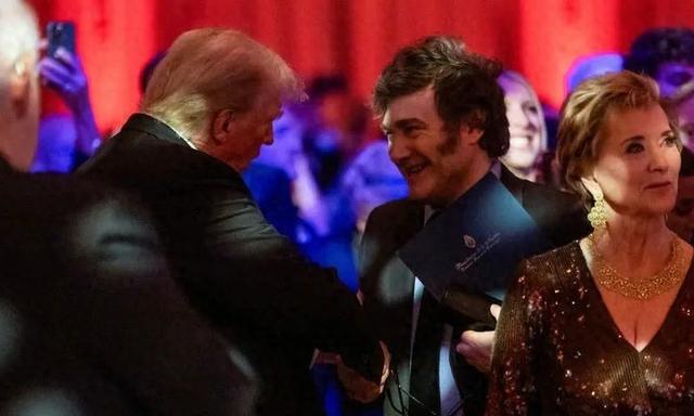 200亿就被美国收买了？阿根廷忘恩负义，米莱终止中阿合作计划