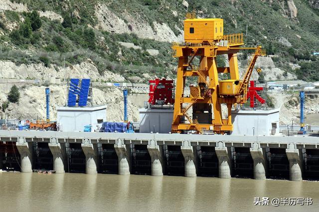 中国在喜马拉雅山脉南侧的“秘密武器”！四座城市，直抵印方命脉