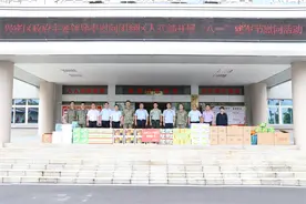 “八一”送温暖，慰问显真情——来宾市兴宾区主要领导率慰问团到区人武部开展“八一”建军节慰问活动图片