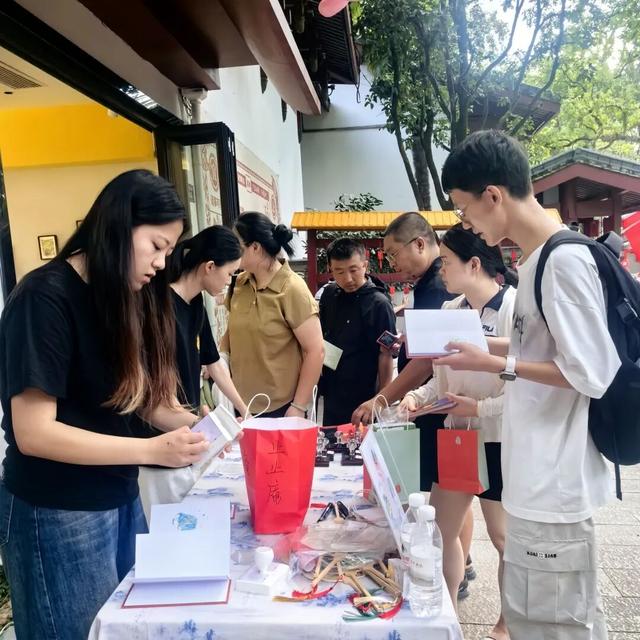 一路“香”逢武夷秋 | 非遗民俗+科技赋能，解锁武夷文旅流量密码~