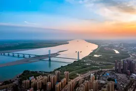 湖北荆州应重启公安撤县设区，打造江北主城和江南新城图片