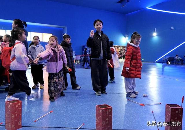 【东方微笑 多彩麦积】麦积山游客服务中心开启“趣味欢乐季” 冬日畅玩点燃文旅新热度