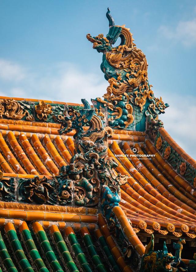太原自驾2小时，抵达鲜为人知的“琉璃王国”，城内所有景点免费