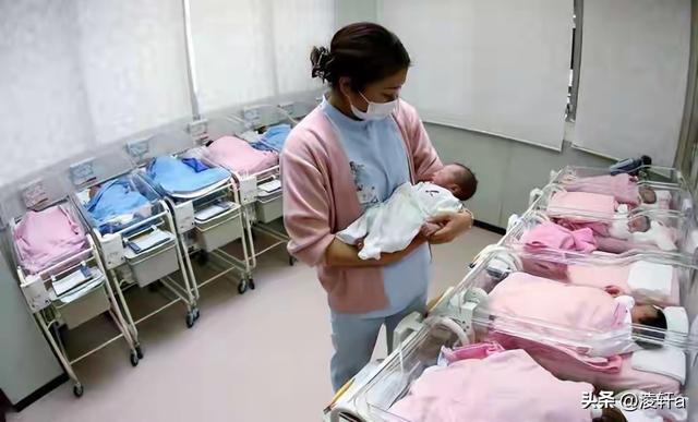 中国将迎来死亡高峰？22年去世1041万人，23年1110万人，去年呢？