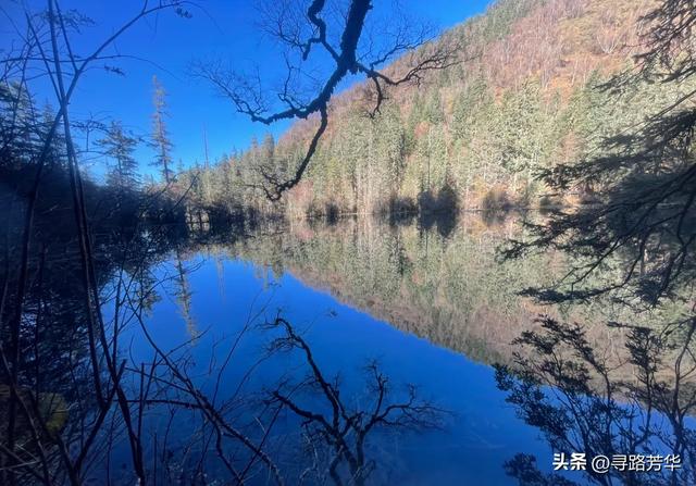 深秋的午后,拜访雪山深处的嫩恩桑措