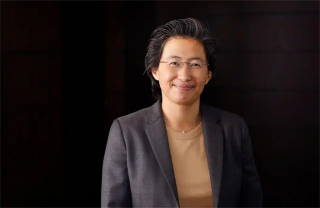 她是美科学院院长，担任美尖端芯片公司CEO，却顶风为中国造芯片