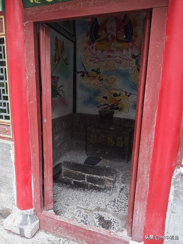 安阳许家沟二龙山，一座建在峭壁上的宫殿，布局精妙，别有洞天