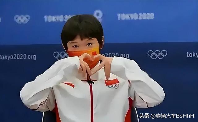 张家齐退役：鲜花着锦，烈火烹油	，然后呢