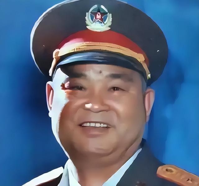 成都军区副司令，在西藏视察时遇难，享年63岁，司令员因此被免职