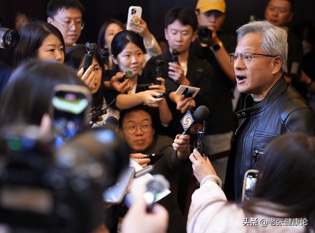 英伟达拒绝认罪，美国开始报复，拘留两名中国公民，恐重判20年