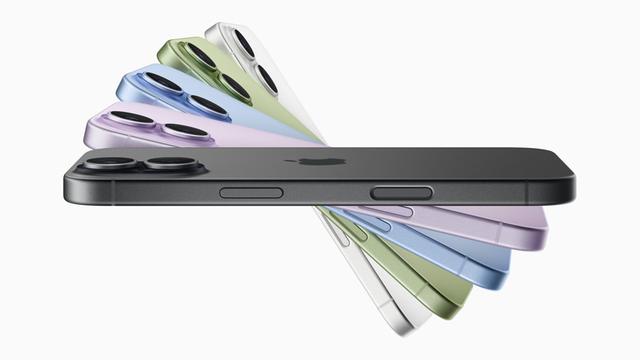 苹果终于“低头”！开始拼起了性价比，iPhone17标准版销量暴涨！